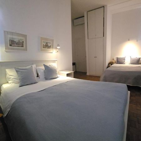 Residenza I Rioni Guesthouse Rome Bagian luar foto