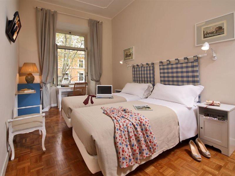 Residenza I Rioni Guesthouse Rome Bagian luar foto