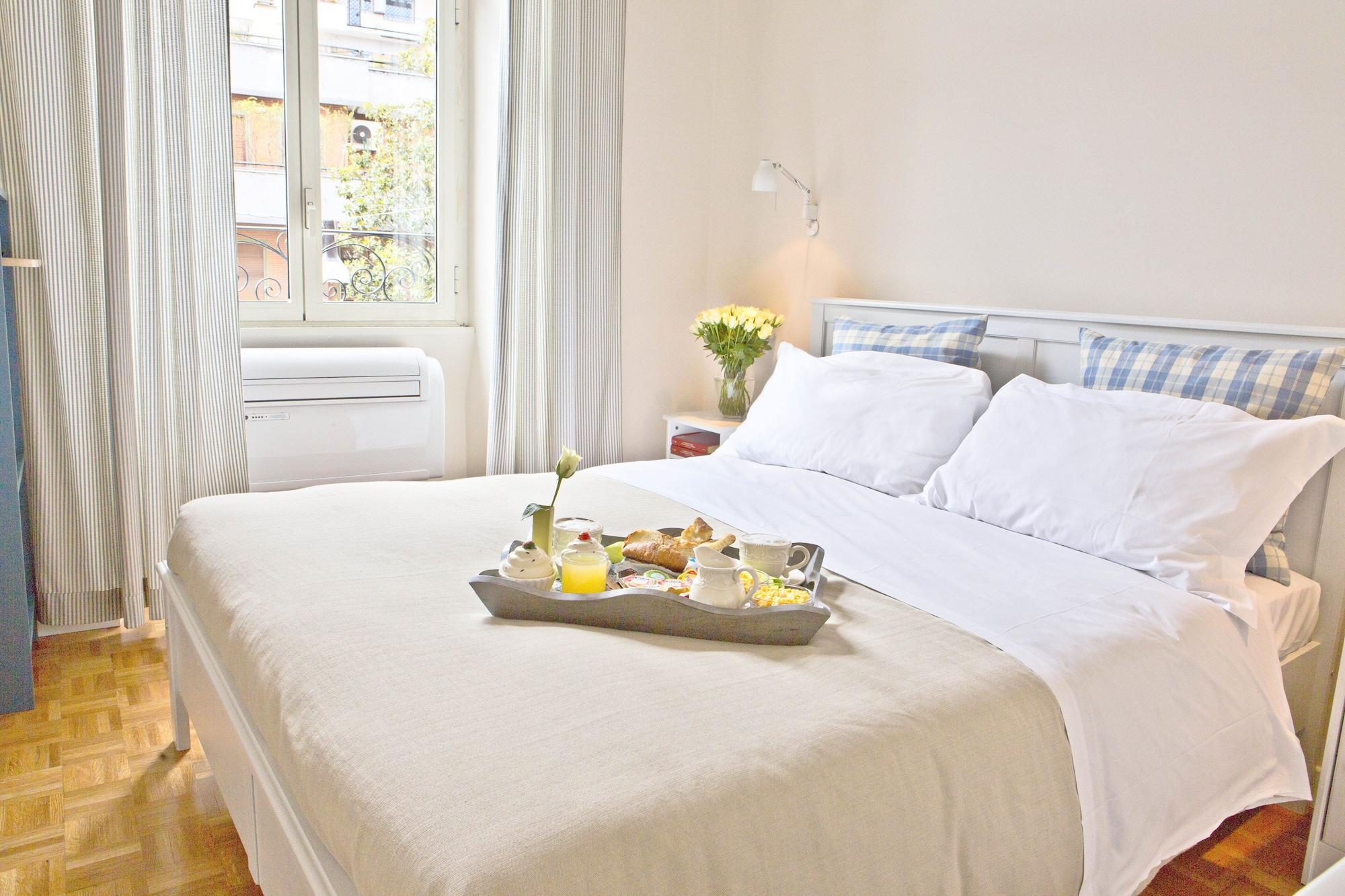 Residenza I Rioni Guesthouse Rome Bagian luar foto