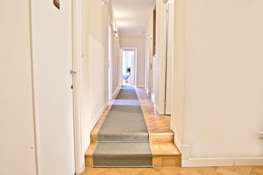 Residenza I Rioni Guesthouse Rome Bagian luar foto