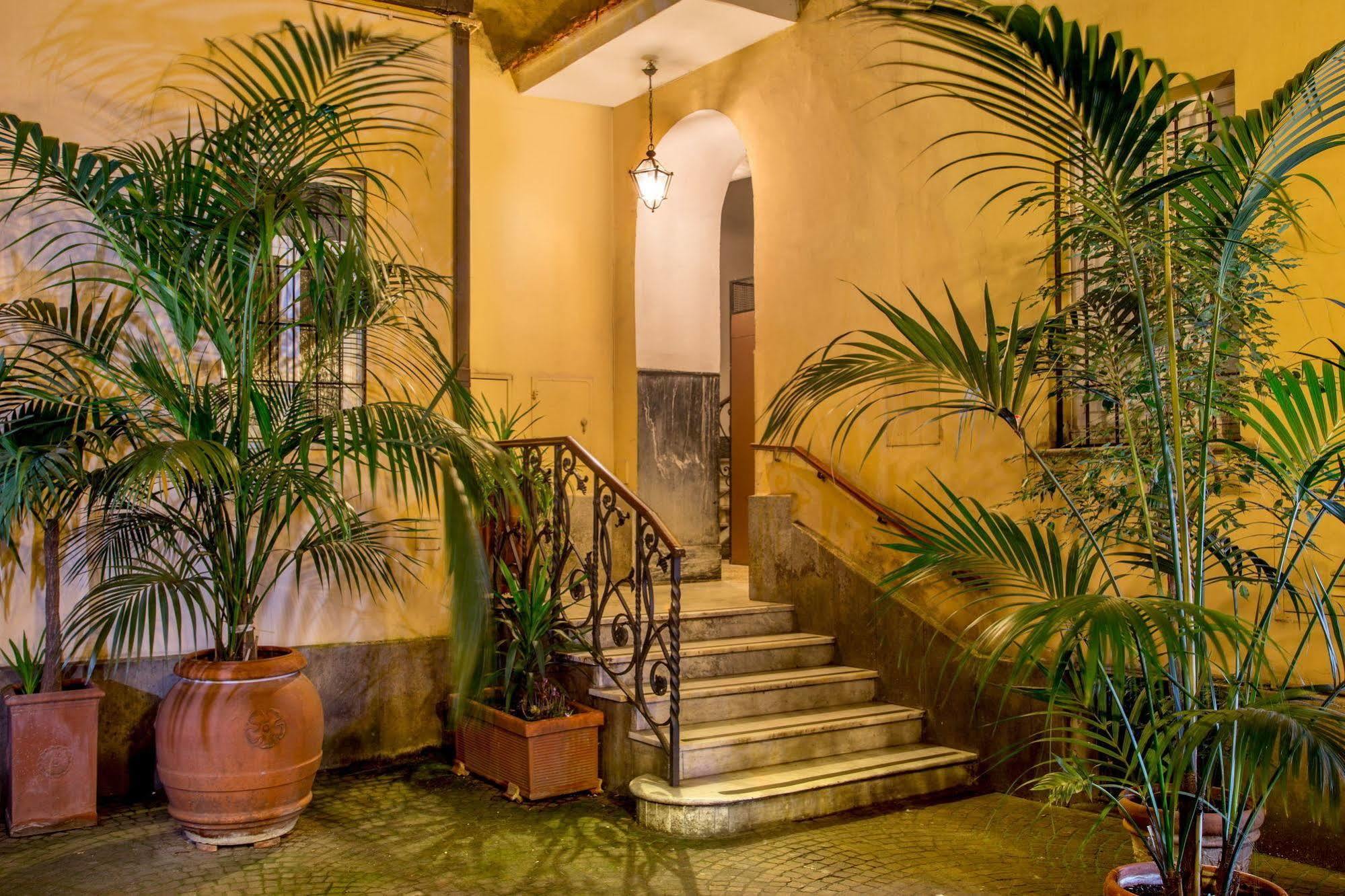 Residenza I Rioni Guesthouse Rome Bagian luar foto